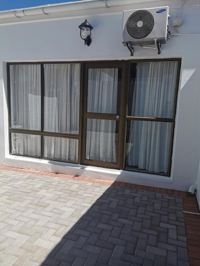 Ballina Ga-El Guesthouse Port Elizabeth Buitenkant foto